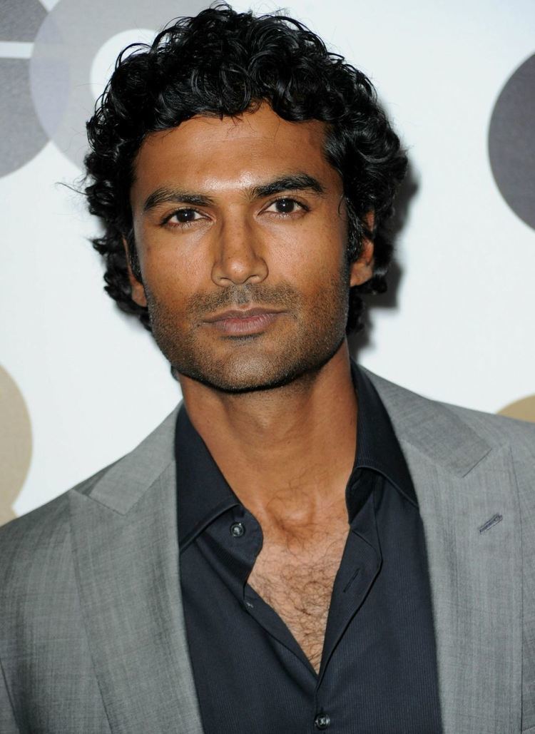 Mohinder Suresh Sendhil Ramamurthy Dr Mohinder Suresh on Heroes LadyBoners