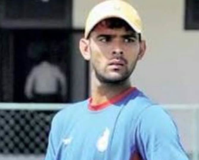 Mohit Ahlawat (cricketer) imagesmiddaycomimages2017febMOHITAHLAWATjpg