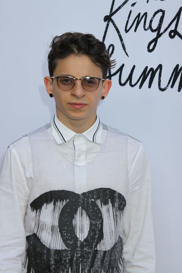 Moisés Arias Moises Arias photos pictures stills images wallpapers gallery