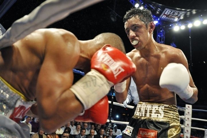 Moises Fuentes Photos Moises Fuentes vs Ivan Calderon Boxing news