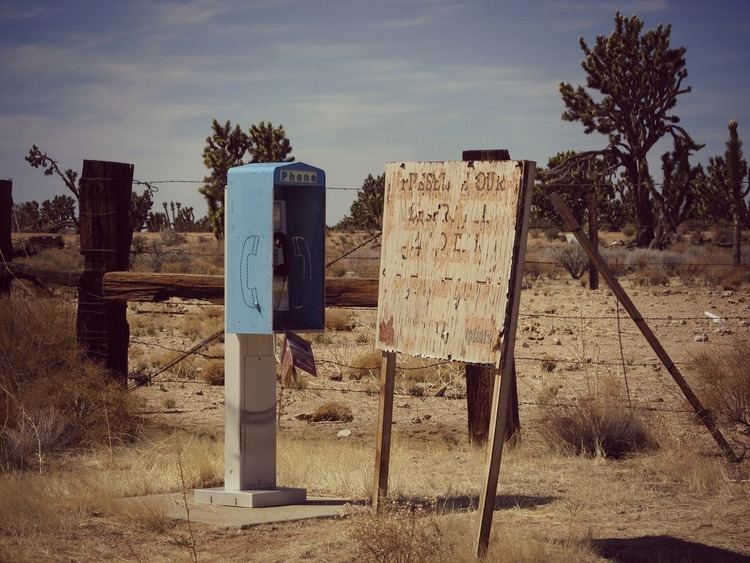 Mojave phone booth Encyclopaedia of the Impossible The Mojave Phone Booth The Ghost