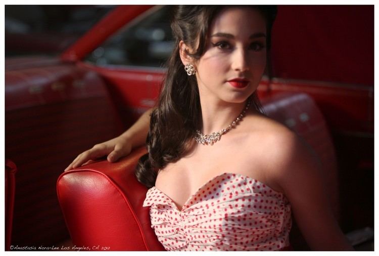 Molly Ephraim 1118fullmollyephraimjpg