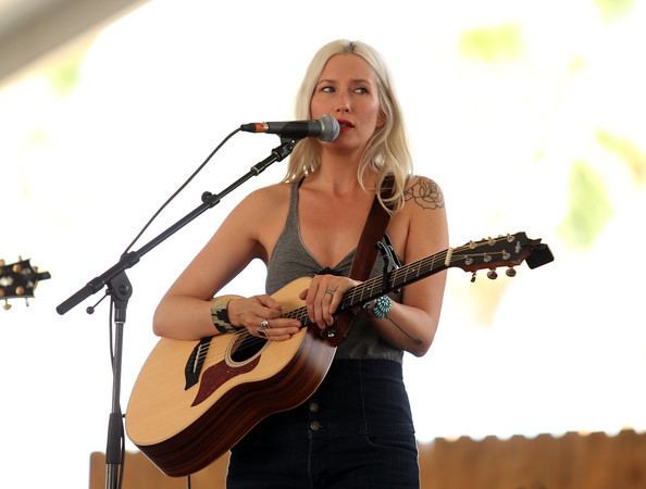 Molly Jenson 2014 Stagecoach California39s Country Music Festival Day