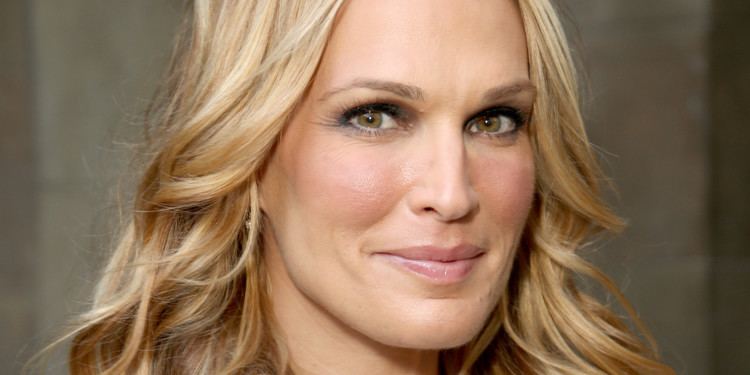 Molly Sims Supermodel Molly Sims Talks OldFashioned Southern