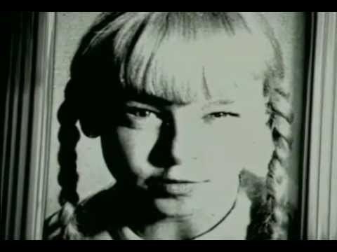 Mommy (1995 film) Mommy Trailer 1995 Patty McCormack YouTube