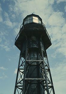 Mona Island Light httpsuploadwikimediaorgwikipediacommonsthu