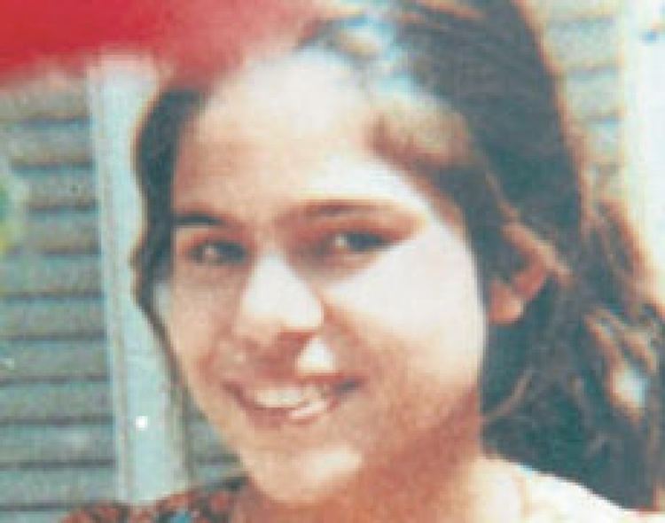 Mona Mahmudnizhad Iranian regime still fears girl hanged 30 years ago