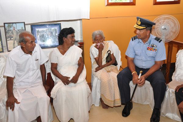 Monath Perera Air Force Commander pays tribute to Monath Perera Sri Lanka Air Force