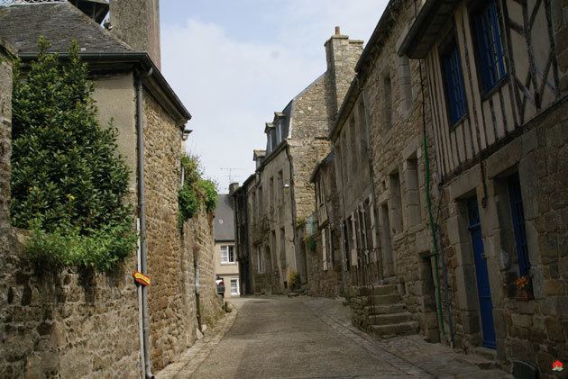 Moncontour, Côtes-d'Armor Moncontour Les plus beaux villages de France Site officiel