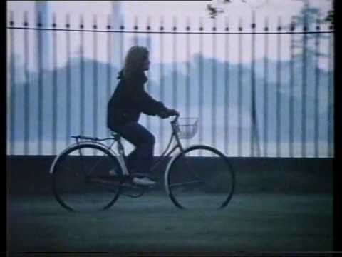 Monkey Grip (film) 1981 Noni Hazlehurst Riding Along Princes Park in the great Oz movie