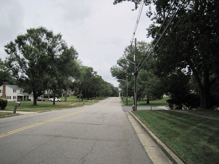 Monmouth Heights at Manalapan, New Jersey