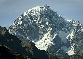 Mont Blanc de Courmayeur httpsuploadwikimediaorgwikipediacommonsthu