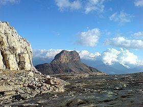 Mont Gond httpsuploadwikimediaorgwikipediacommonsthu