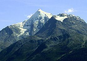 Mont Pourri httpsuploadwikimediaorgwikipediacommonsthu