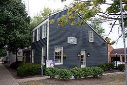 Montgomery Saltbox Houses httpsuploadwikimediaorgwikipediacommonsthu