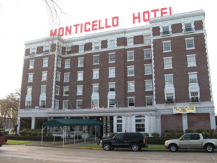 Monticello Hotel (Longview)