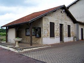 Montignac, Gironde httpsuploadwikimediaorgwikipediacommonsthu