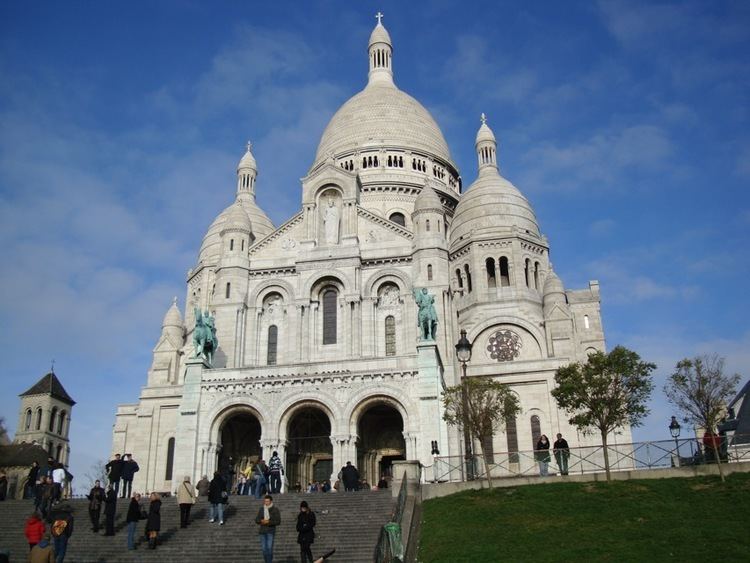 Montmartre wwwaparisguidecommontmartreParismontmartre1jpg