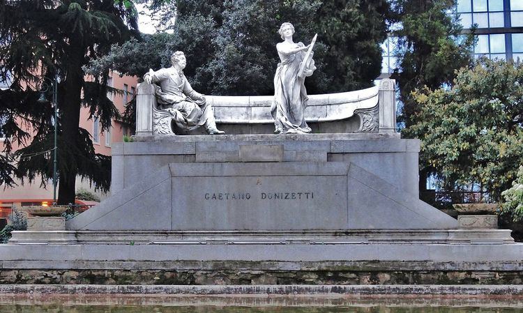 Monument to Donizetti, Bergamo
