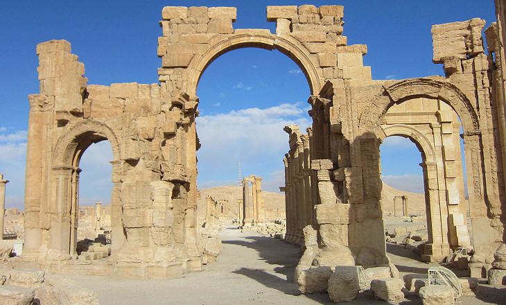 Monumental Arch of Palmyra Palmyra The Colonnade