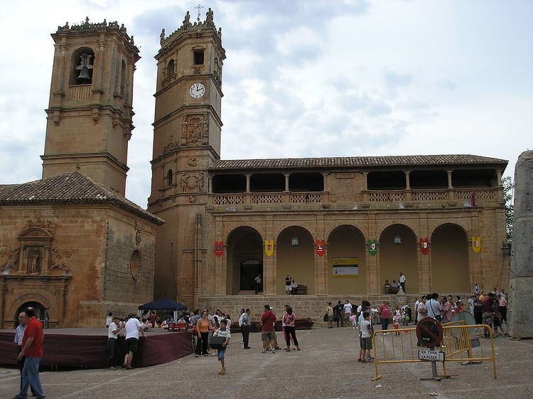 Monumental Square (Alcaraz)
