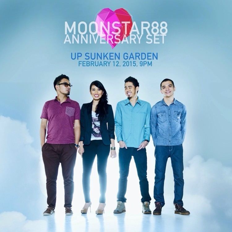 Moonstar88 MOONSTAR88 Fifteen Years of Living Music Soupstar Entertainment Inc