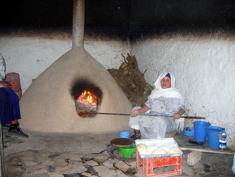 Moorish oven