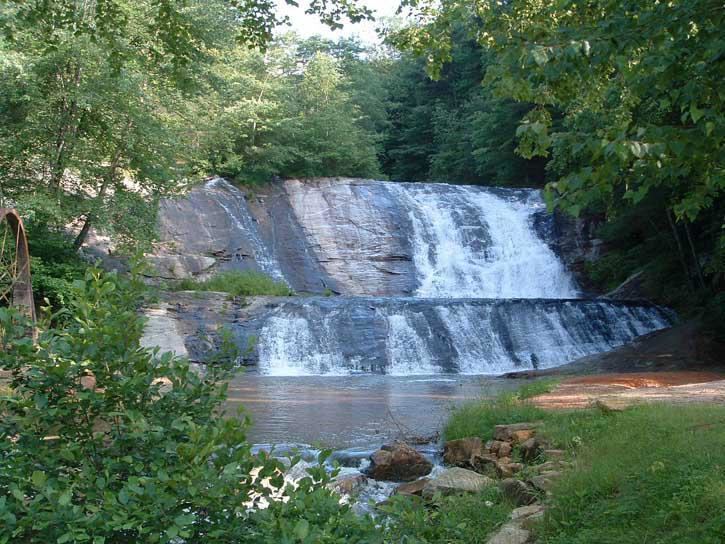 Moravian Falls, North Carolina appeverlightcmscomassets223imagesMoravianFal