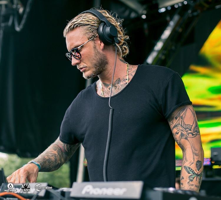 Morten Breum Superstar Danish DJ MORTEN Talks Travel His New Single with
