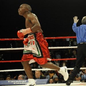 Moruti Mthalane Mthalane wins in the ninth round SuperSport Boxing