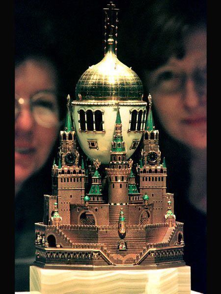 Moscow Kremlin (Fabergé egg) 1906 Moscow Kremlin Egg Faberg design presented to Alexandra