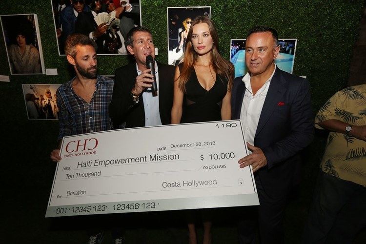 Moses Bensusan SUPERMODEL AMBER ARBUCCI HOSTS HOLLYWOOD MEETS HOLLYWOOD