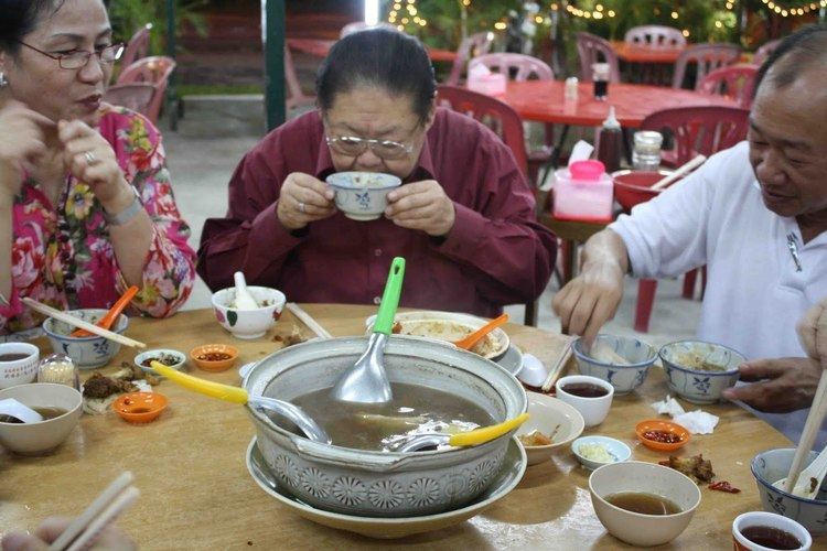 Moses Lim Heng Bak Kut Teh Delights Moses LimSingapores No1 food critic