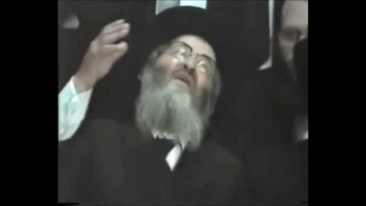 Moshe Shmuel Shapiro Singing Moshiach Seudah With HaGaon HaRav Moshe Shmuel Shapiro Zt
