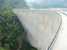 Émosson Dam httpsuploadwikimediaorgwikipediacommonsthu