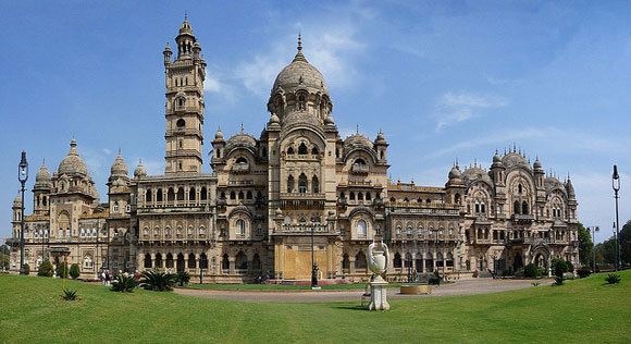 Most breathtaking palaces of the world Most breathtaking palaces of the world
