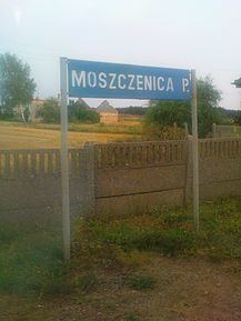 Moszczenica Pomorska railway station httpsuploadwikimediaorgwikipediacommonsthu