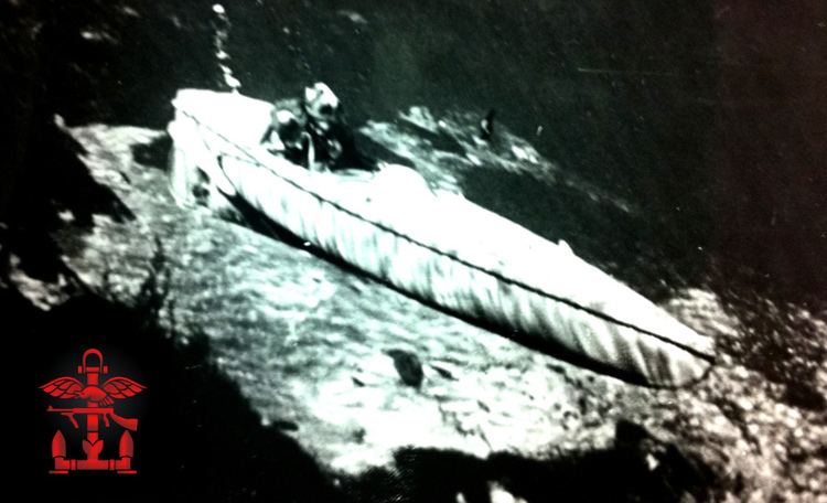 Motorised Submersible Canoe H I Sutton Covert Shores