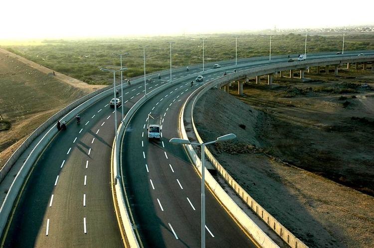 Motorways of Pakistan DailyTimes 39Motorways39 length to reach 2000 KM in three years39