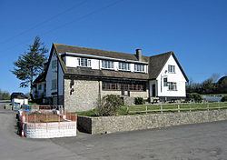 Moulton, Vale of Glamorgan httpsuploadwikimediaorgwikipediacommonsthu