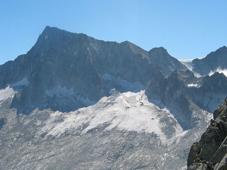 Mount Adamello httpsuploadwikimediaorgwikipediacommonsthu
