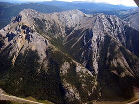 Mount Baldy (Alberta) httpsuploadwikimediaorgwikipediacommonsthu