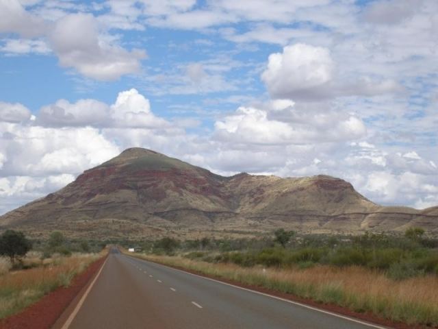 Mount Bruce (Western Australia) trailswacomaumediacachemediaimagestrailsm