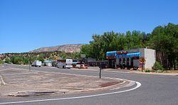 Mount Carmel Junction, Utah httpsuploadwikimediaorgwikipediacommonsthu