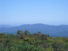Mount Dōgo httpsuploadwikimediaorgwikipediacommonsthu
