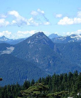Mount Elsay httpsuploadwikimediaorgwikipediaenthumb9