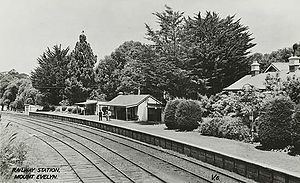 Mount Evelyn railway station httpsuploadwikimediaorgwikipediacommonsthu