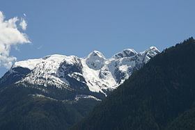 Mount Frederick William httpsuploadwikimediaorgwikipediacommonsthu
