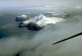 Mount Gilbert (Alaska) httpsuploadwikimediaorgwikipediacommonsthu