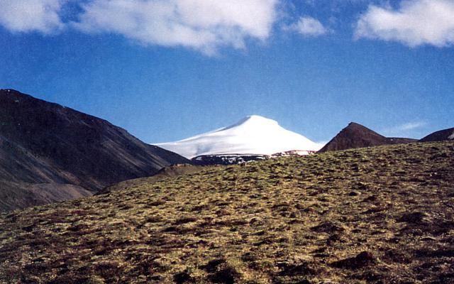 Mount Gordon httpsuploadwikimediaorgwikipediacommonsee